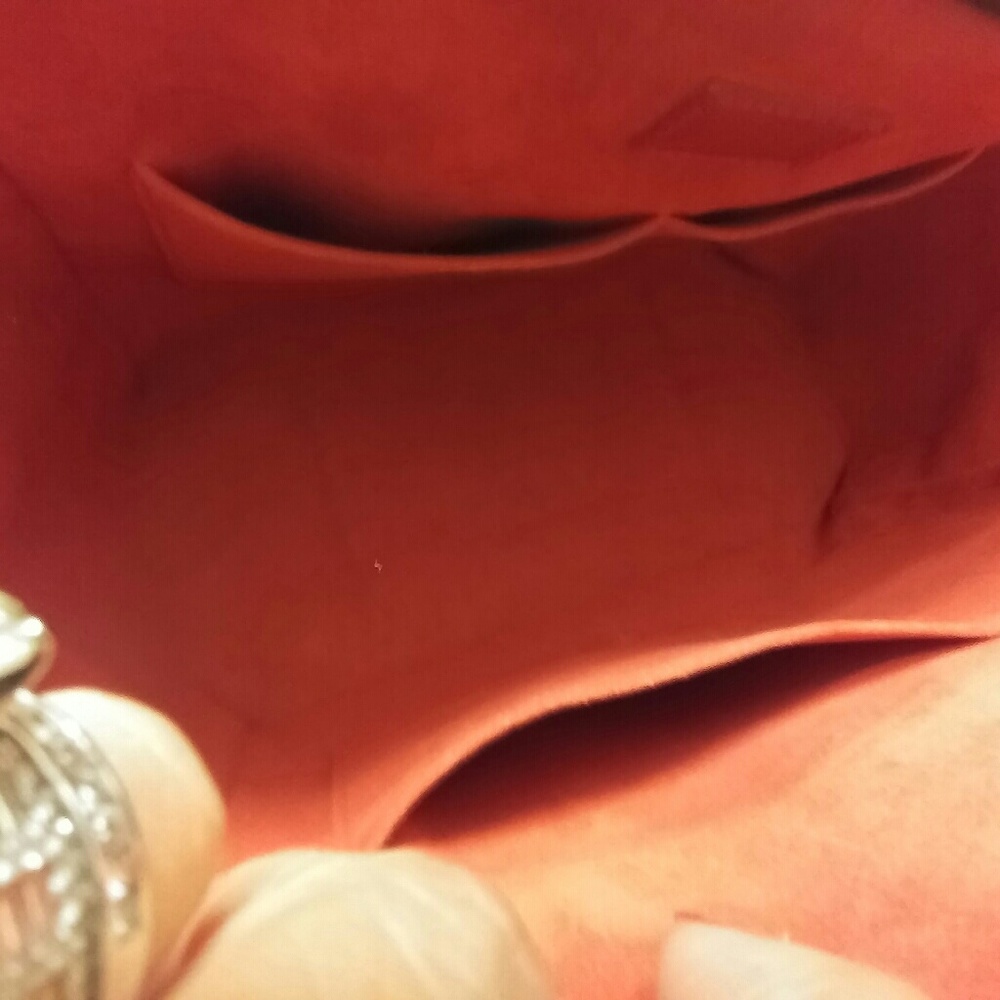 Handbag - Picture 5 of 8